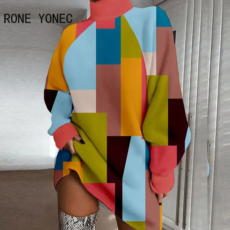 

Женское трикотажное мини-платье с длинным рукавом и принтом