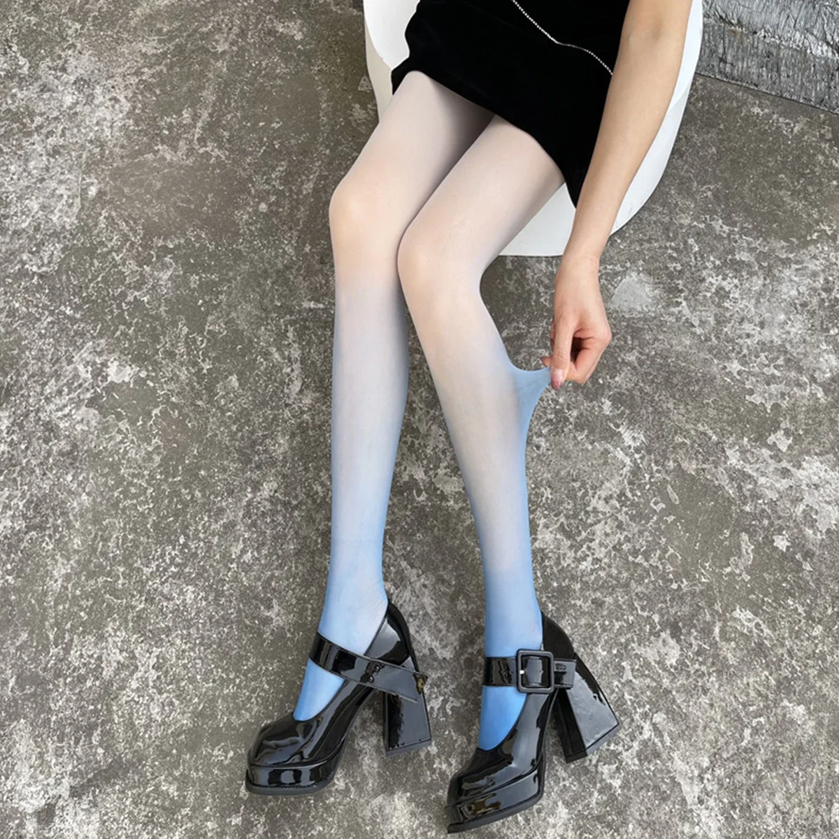 1pcs Ladies Step-change Pantyhose Anti-hook Spring and Summer Thin Black Gray