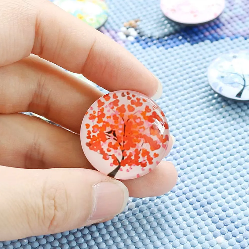 

Магнитный чехол для алмазной живописи