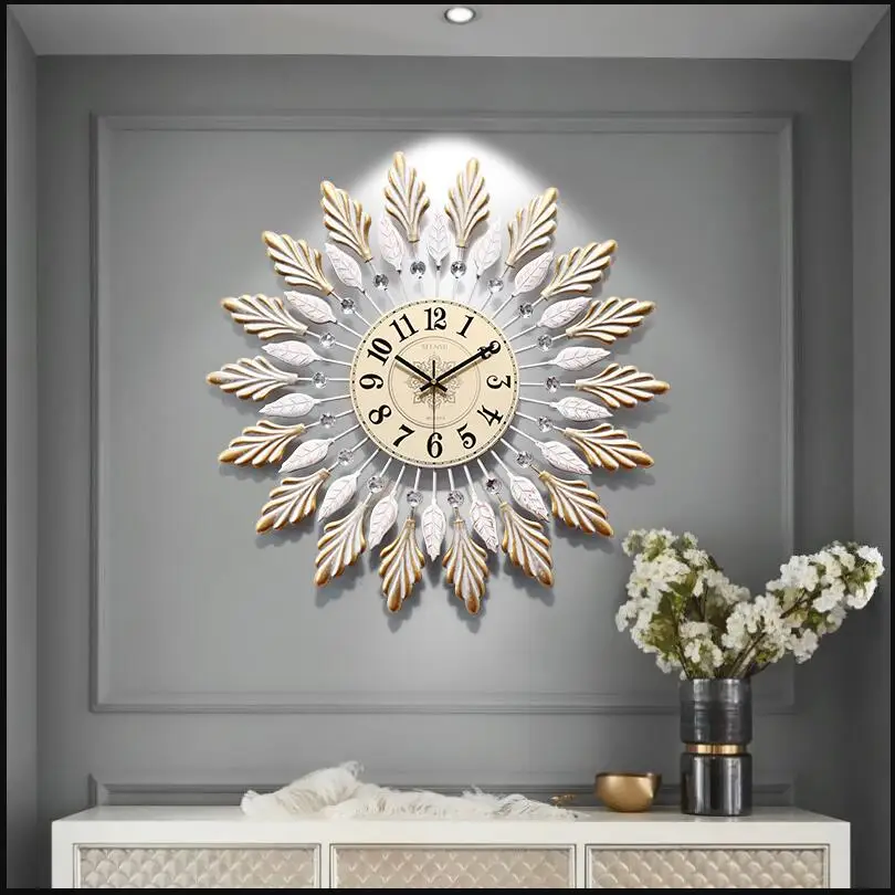 

American creative wall clock living room bedroom silent wrought iron fashion clock wall decoration light luxury art wall clock