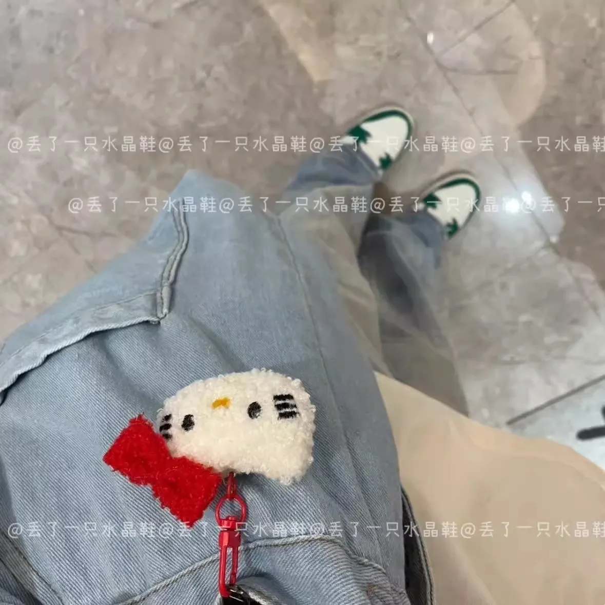 Милый мягкий брелок в виде кошки сопровождает повседневную жизнь Детская