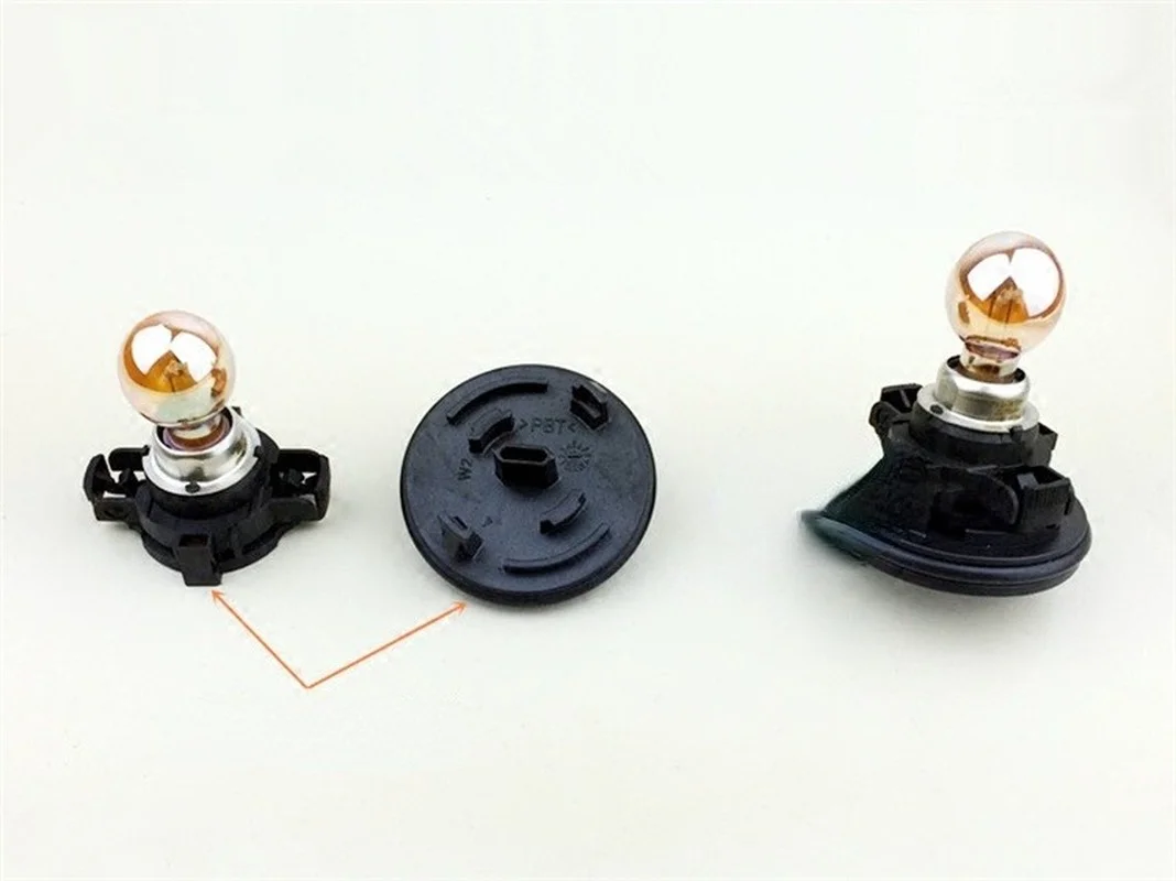 Car Turn Signal Bulb PY24WSV PY24W 12V 24W 12274 69678333 PGU20-4 Silver Steering Lamp For X5 X6 BMW 5 Series F18 |