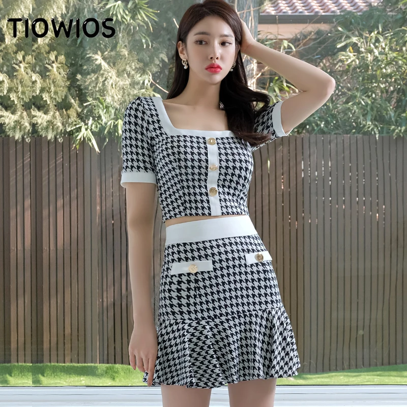 

Tiowios 2022 woman girl new two piece summer suit Korean slim fit square neck thousand bird check top Ruffle Skirt Set