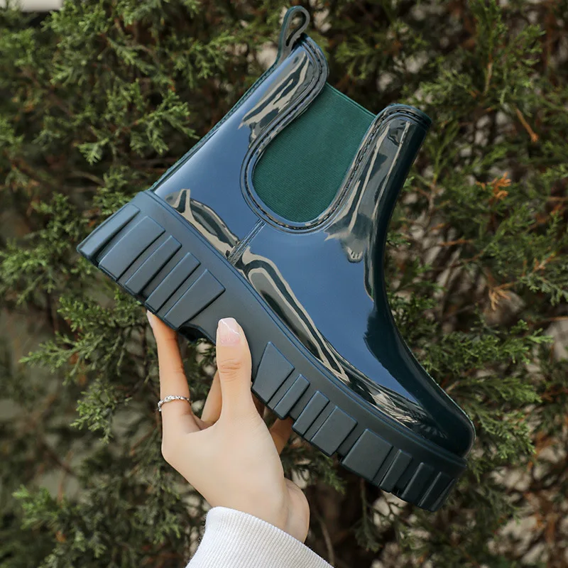 Spring Women's Low-Tube High-Top Locomotive Casual Rain Boots Non-Slip Wear-Resistant Ladies Rain Boots Punk Platform Shoes