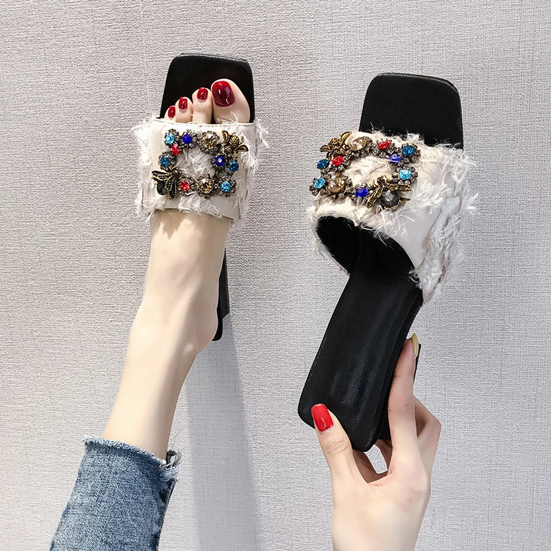 

Slippers Casual Glitter Slides Shoes String Bead Low Slipers Women Rivet Luxury Jelly Summer 2022 Scandals Square heel Rubber Ba