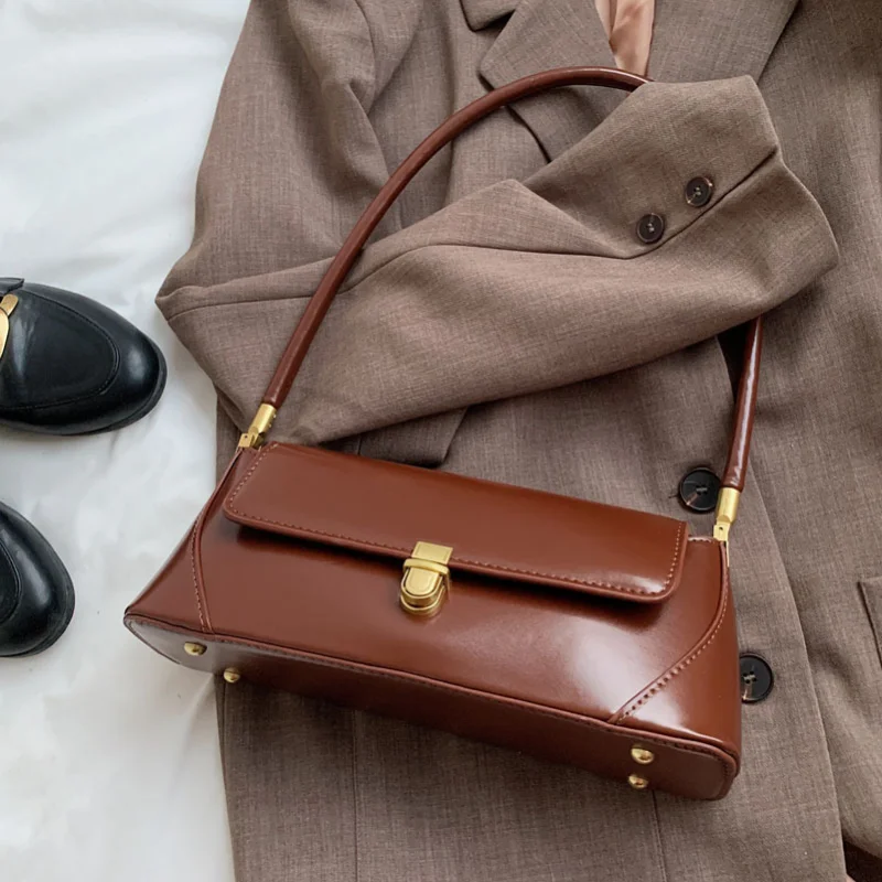 

Classic French Vintage Design Women's Underarm Shoulder Bag Fashion Handbag Ladies Shopping Crossbody Bag PU Leather Clutches