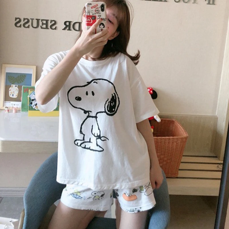 

New Snoopy Pajamas Women's Suit Ladies Summer Comfortable Soft Short Sleeve Top + Shorts Homewear