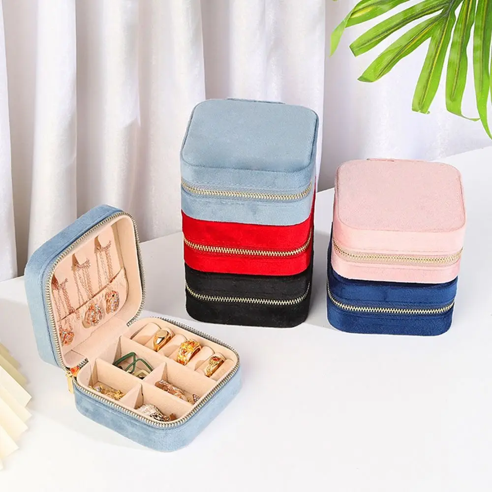 

Новая Женская дорожная портативная коробка для хранения колец и серег
