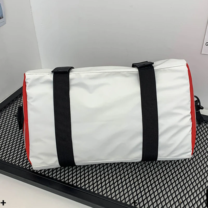 Рисунок 4 - Вместительная спортивная сумка для фитнеса