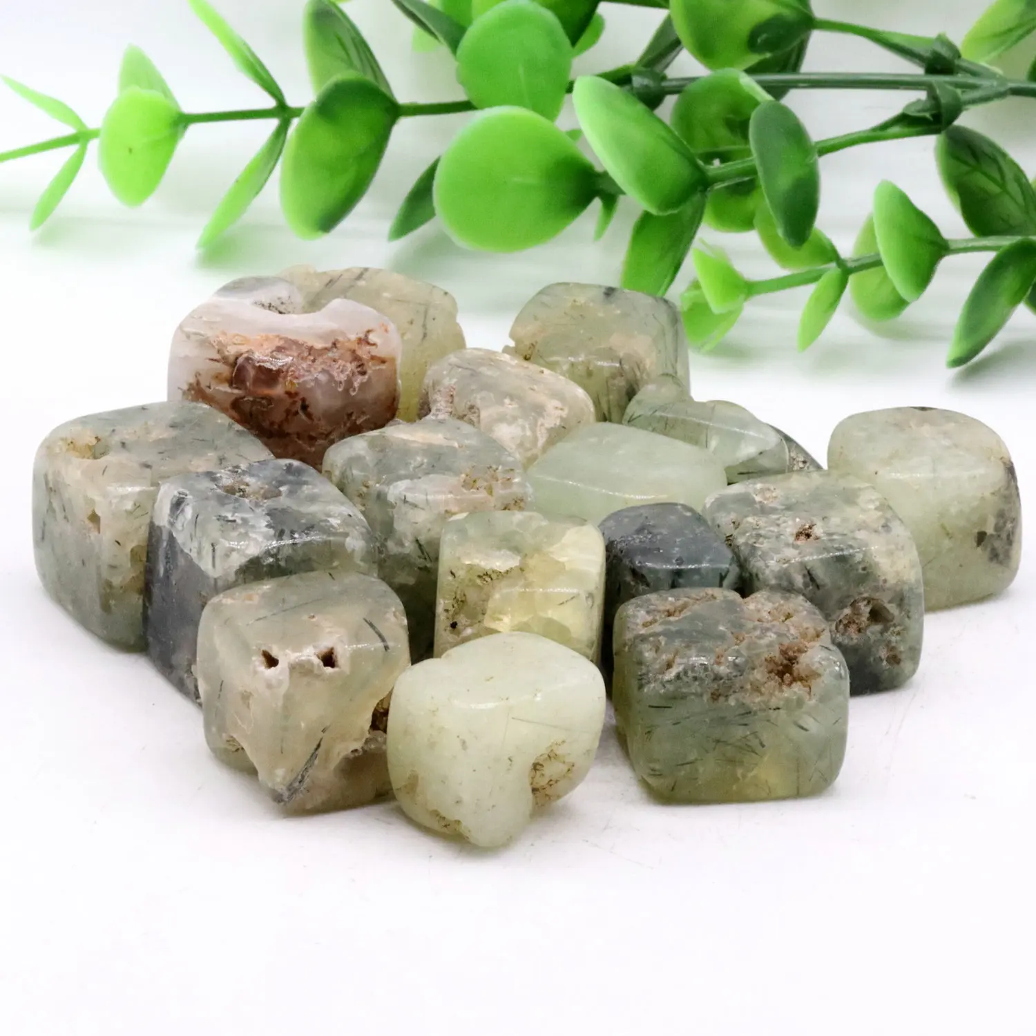 

Натуральный Полированный Кубический Камень Пренит 20-30 мм 100 г, лечебные камни чакра рейки в подарок