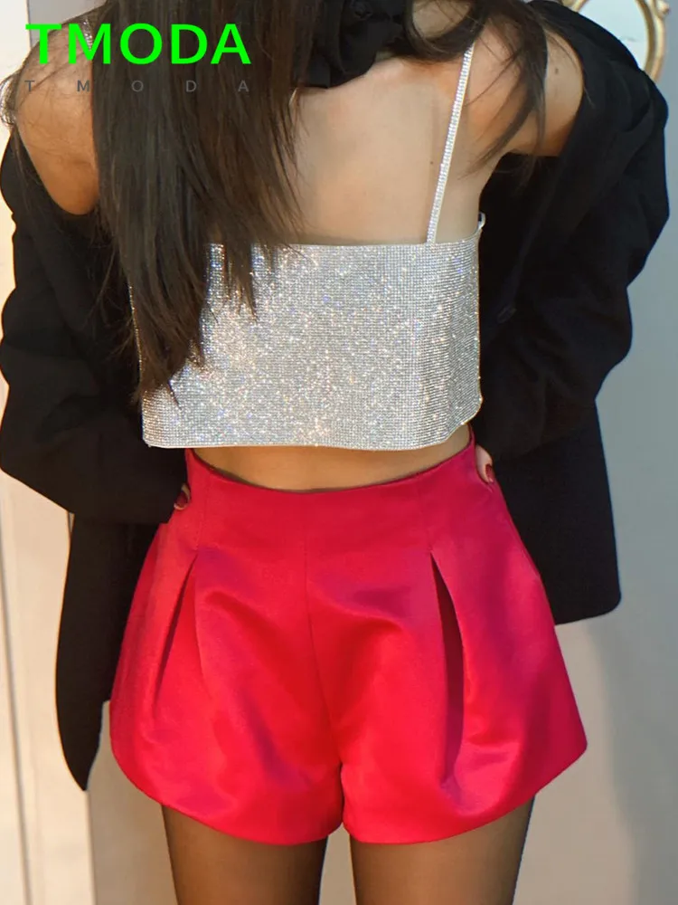 Шорты-бермуды женские атласные плиссированные с завышенной талией и молнией