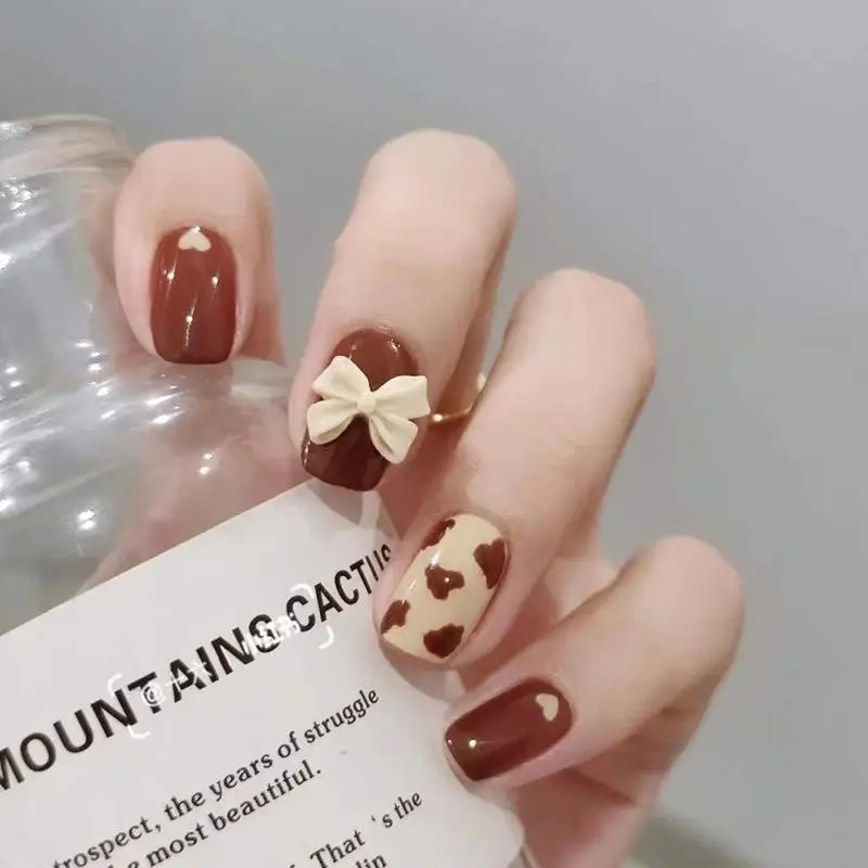 

Fake Nails Manicure Wearable Nail Patch Fake Nails Finished Product Removable Wearable Nail Brown Cows Pattern Nail