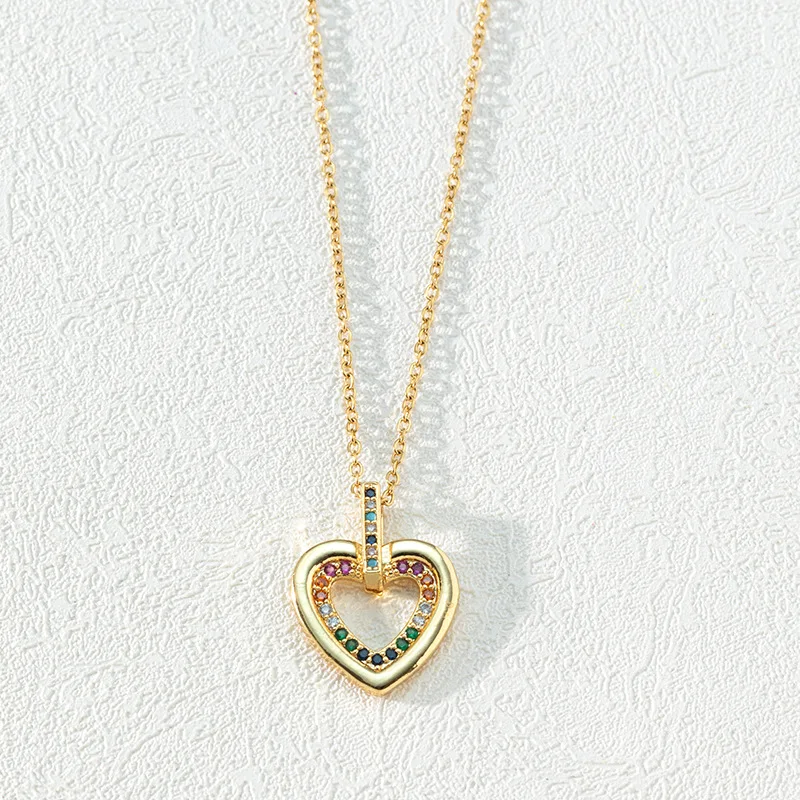 

Color Love Zircon Necklace Women Light Luxury Niche Design Sense Flash Drill Heart-shaped Clavicle Chain Neck Chain