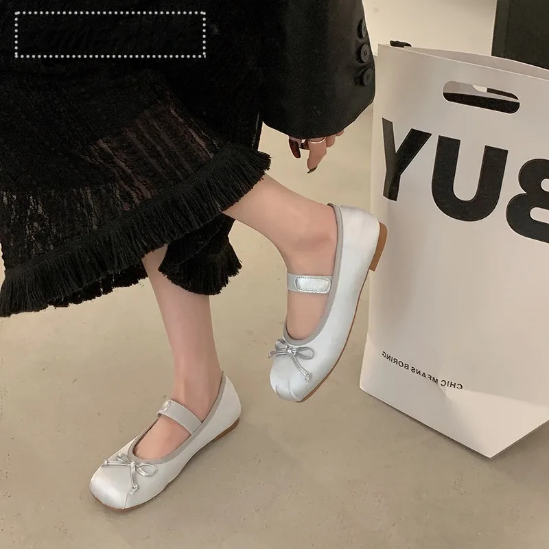 

Туфли женские на плоской подошве, элегантные блестящие дизайнерские балетки, винтажная французская повседневная обувь в стиле "Лолита", Mary Janes, 2023