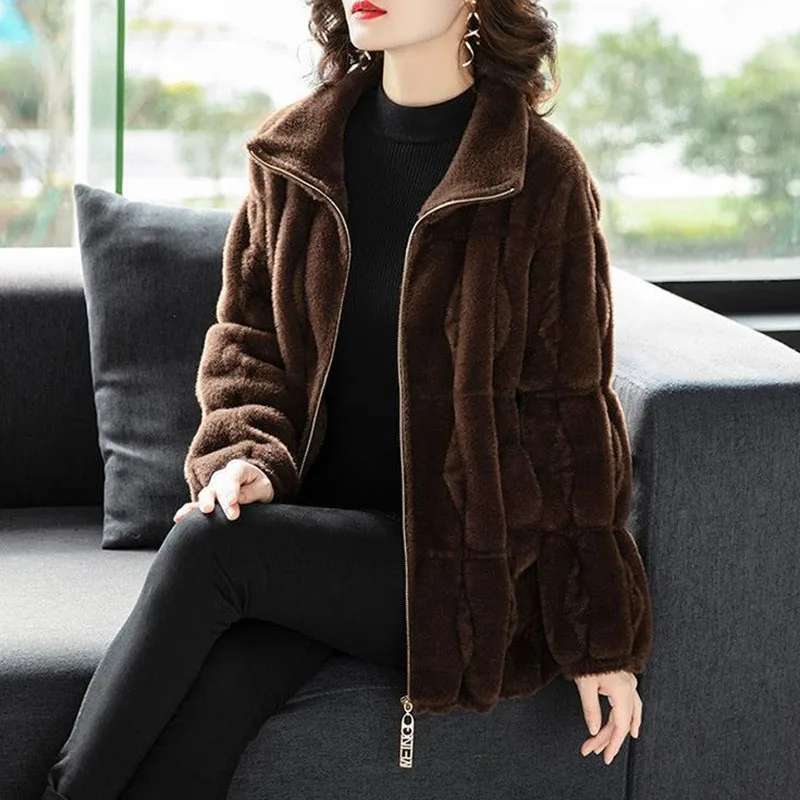 Осень-зима 2022 пальто новая женская короткая куртка из норкового бархата топ