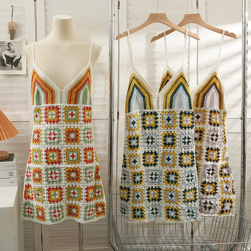 

Vintage Crochet Hollow Deep V Neck Slip Dress Plaid Bohemia Casual Beach Sundress Women Fashion Backless Sexy Elegant Vestidos