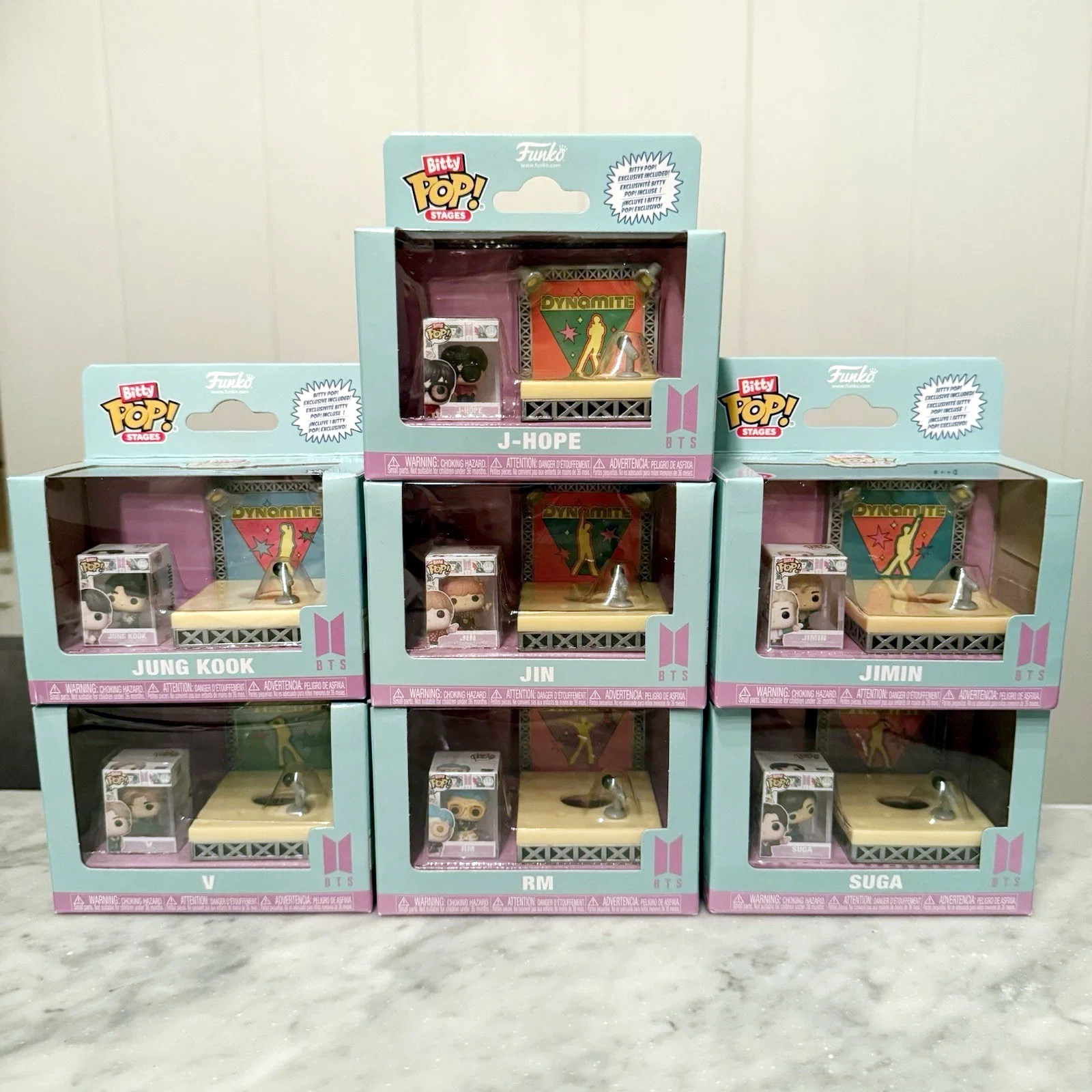 Фигурка FUNKO BTS Stages RM,Jin, Suga, V, Jimin, Jung Kook, (Динамит) Stage Scene Bitty Pop! Серия Фигурка Модель Игрушка в подарок (art.: 3920d2eb71c00) - 3920d2eb71c00