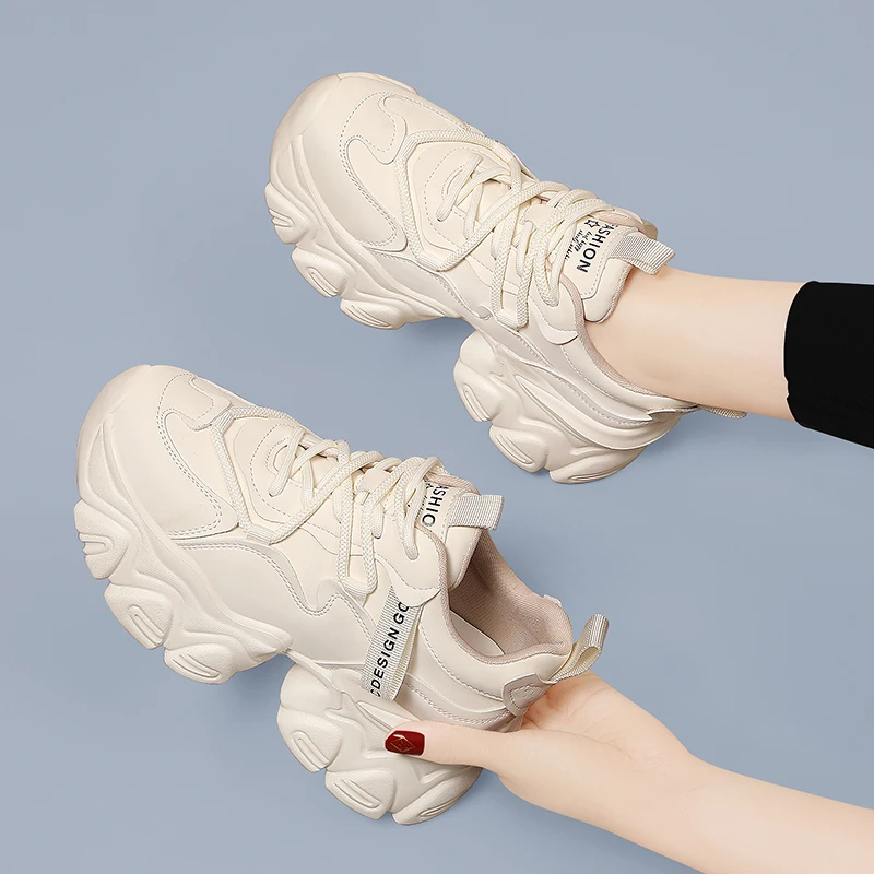 Женские кожаные кроссовки из микрофибры AUTUSPIN однотонные модные на массивной