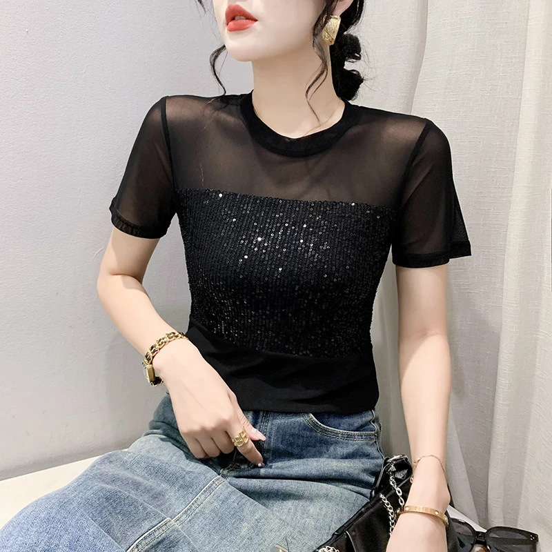 

Футболка женская сетчатая стрейчевая с круглым вырезом и блестками