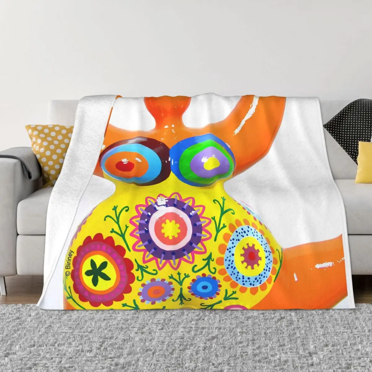 Оранжевое одеяло Nana Biriney - Tribute To Niki De Saint Phalle покрывало на кровать для девочек и