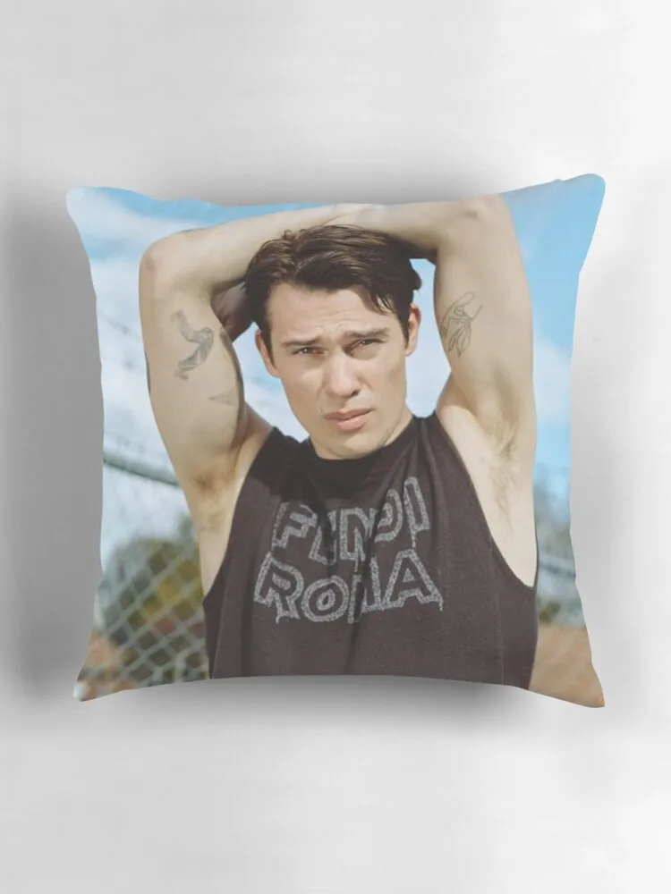 Декоративная подушка с вышивкой Николая галитзина