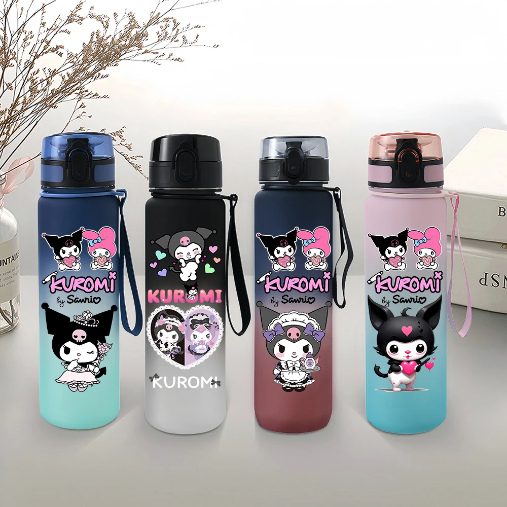 Матовая пластиковая чашка для воды Sanrio Kuromi