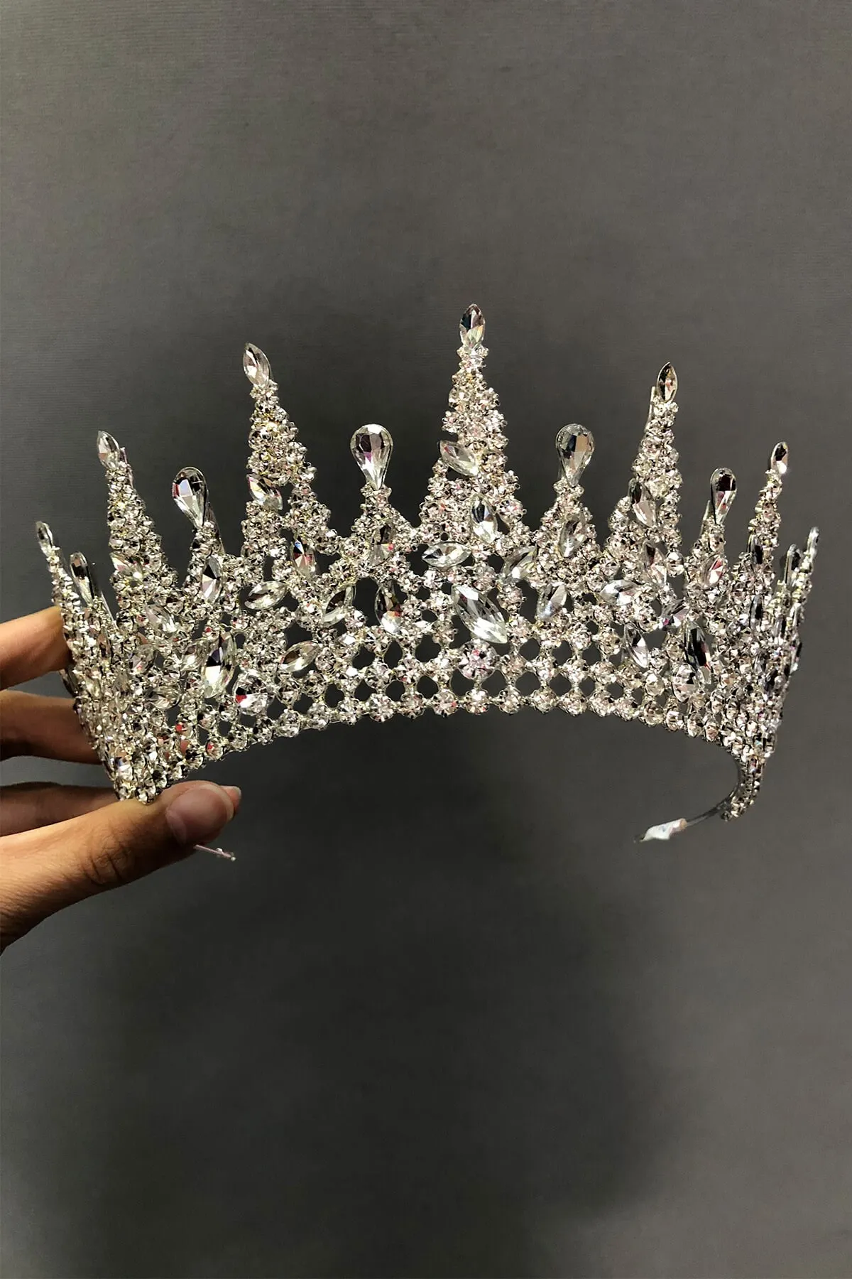 

Серебряная свадебная корона модели Gatria