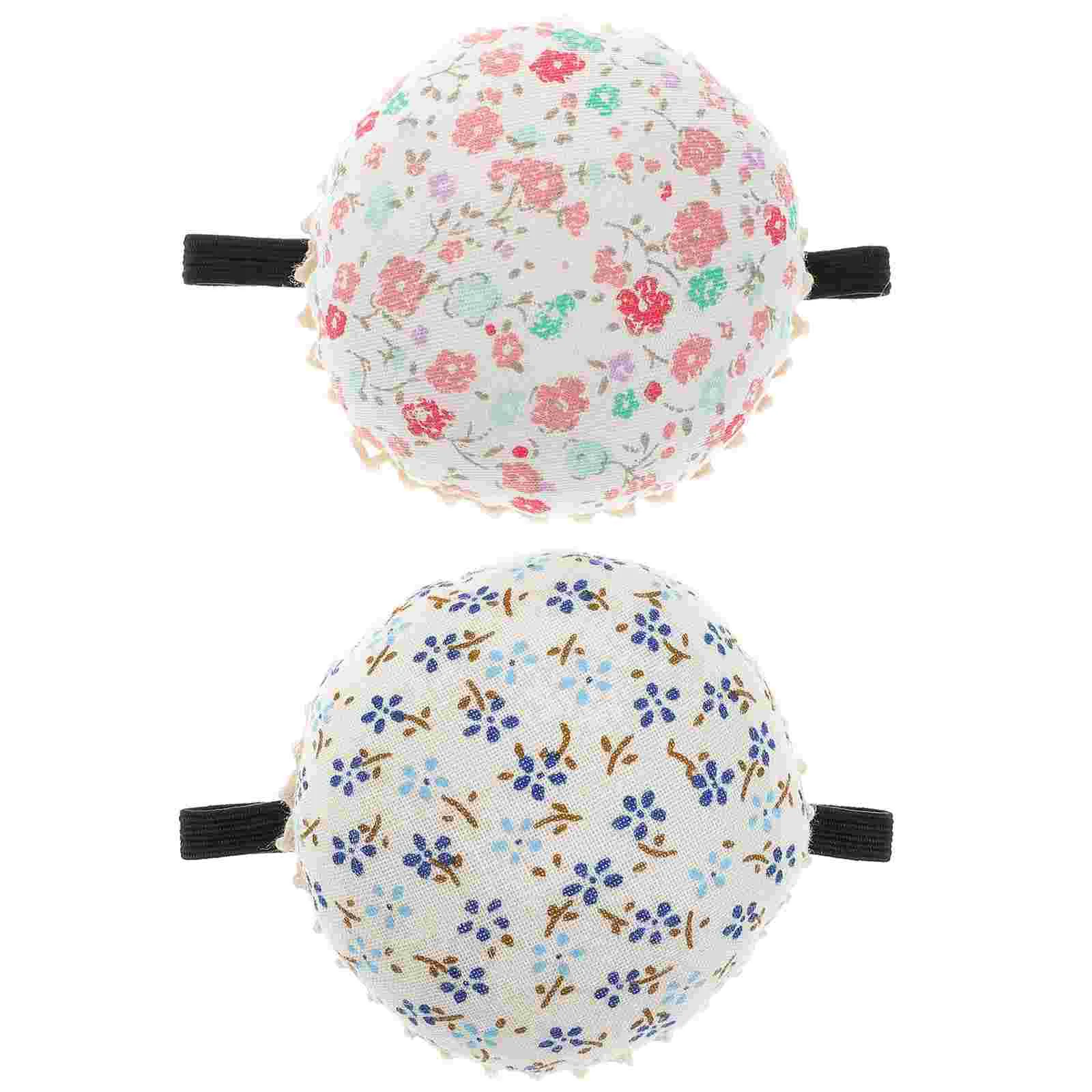 

2pcs Wrist Pin Cushion Lovely Sewing Accessories Cushion ( Random Style )