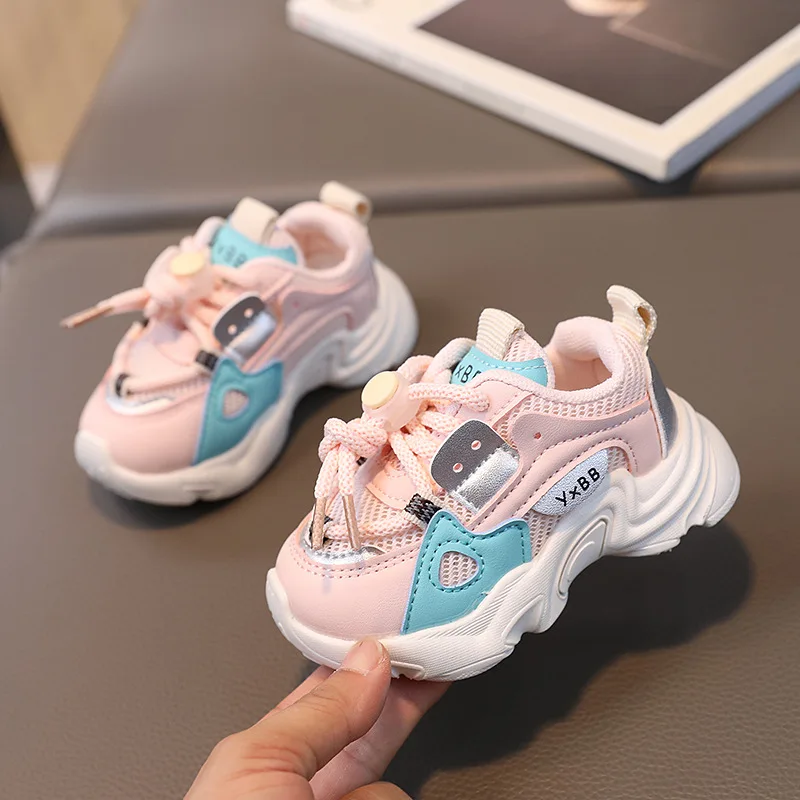 Рисунок 2 - Детские осенние кроссовки