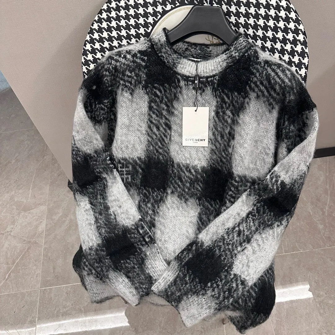 Свитер Givenchy согреться Тонкая посадка Мода вязаный свитер