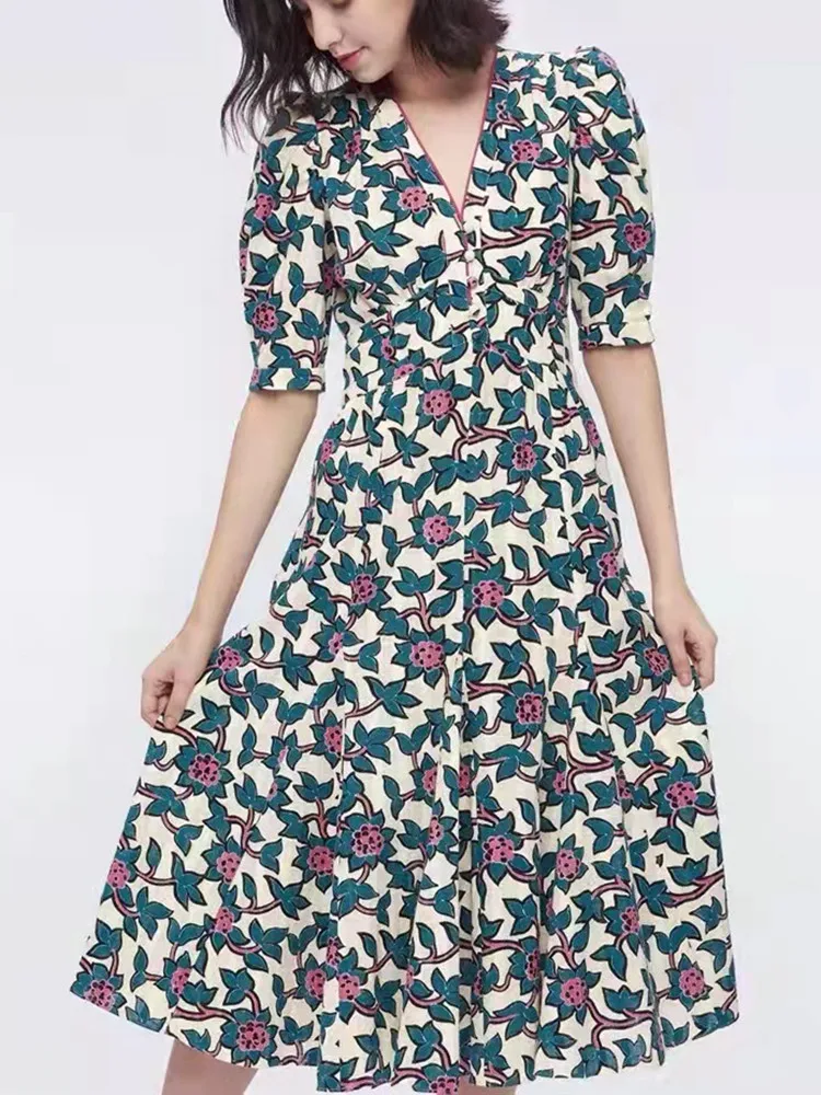 

Retro Flowers Print Drape Pleated Women's Mid-Sleeve Dress 2022 New Button Decoration Loose V-Neck Ladies High Waist Robe