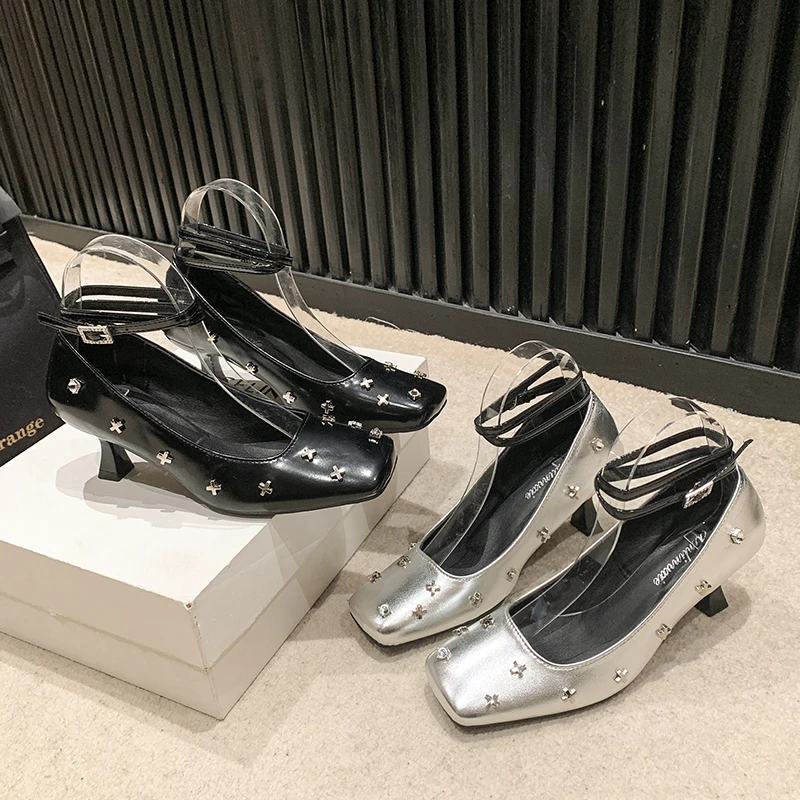 Туфли-лодочки женские с ремешком на щиколотке натуральная кожа серебристые