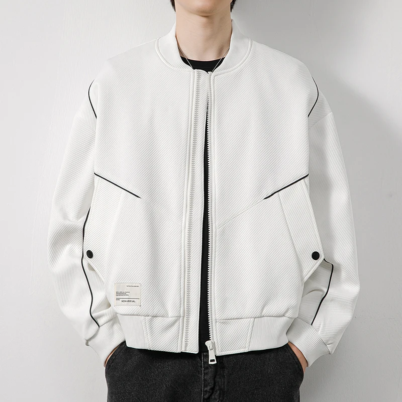 Рисунок 3 - Мужская бейсбольная куртка с воротником-стойкой