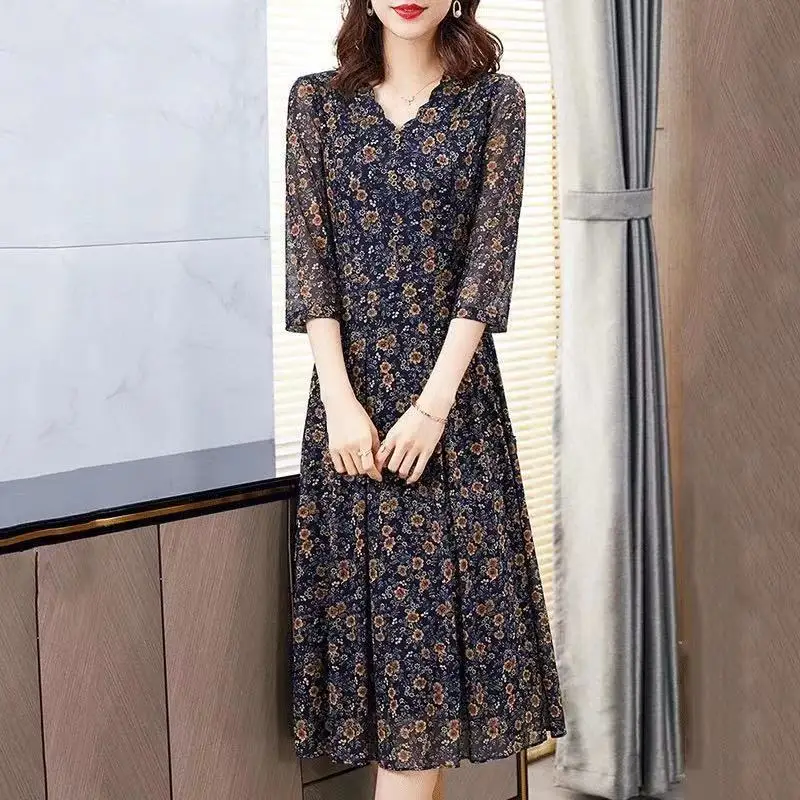 Женское шифоновое платье средней длины элегантное облегающее для отпуска с