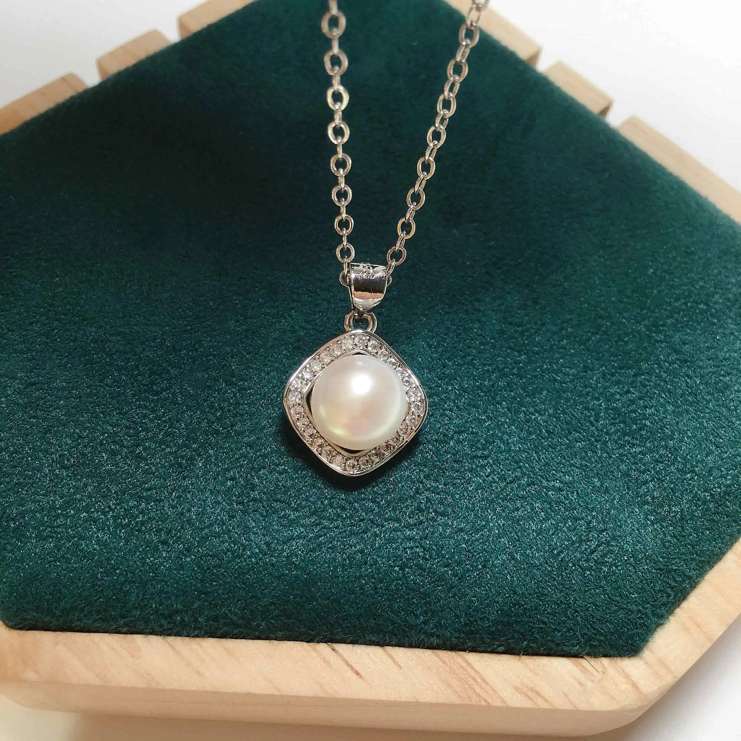 Жемчужное ожерелье ZHBORUIN с квадратным кулоном из 100% натурального жемчуга серебра