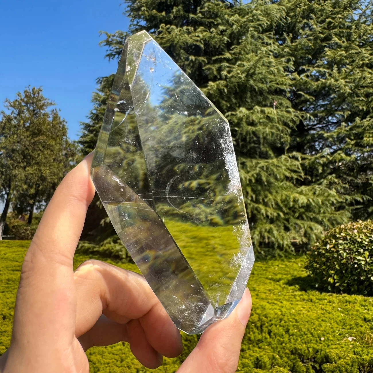 

Кристалл из кварца CrystalHola