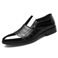 2022 fashion slip on men dress shoes men oxfords fashion business dress men shoes 2020 new classic leather mens suits shoes