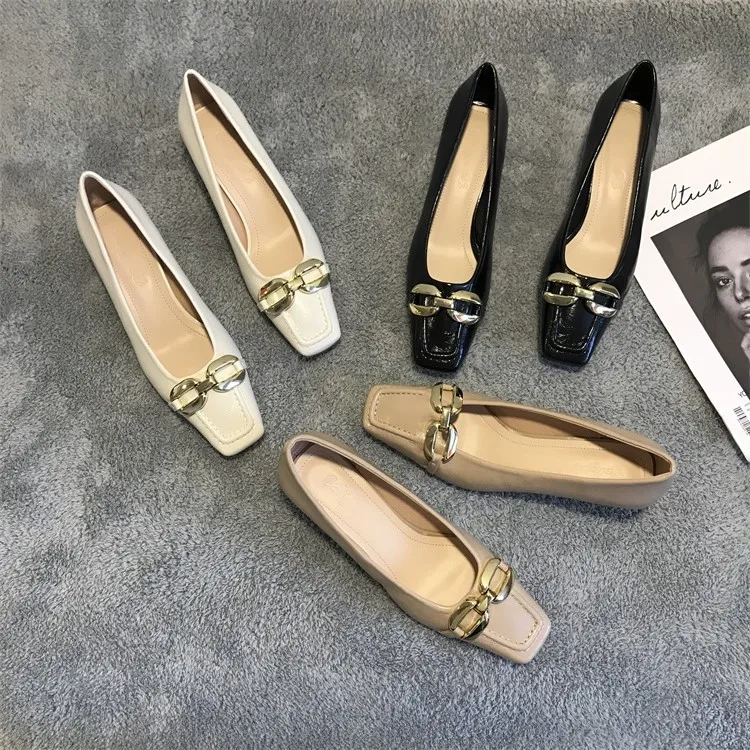 

Shoes Woman 2022 Round Toe Female Footwear Low Heels Metal Chain Clogs Platform Casual Sneaker All-Match Modis Autumn New Dress