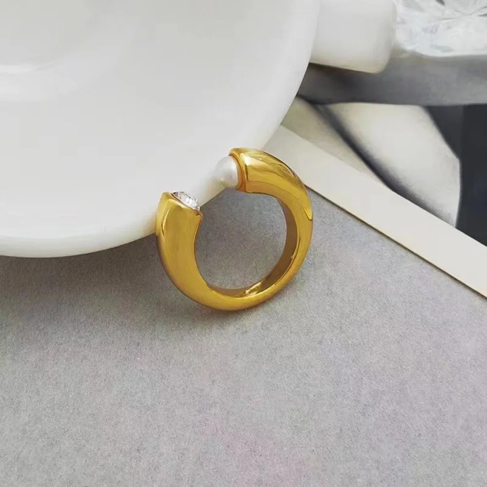 

New women's copper plated genuine gold simple zircon pearl ring