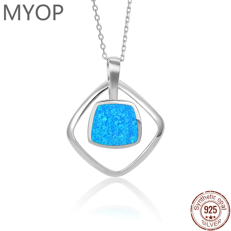 

MYOP simple monotonous little playful pendant