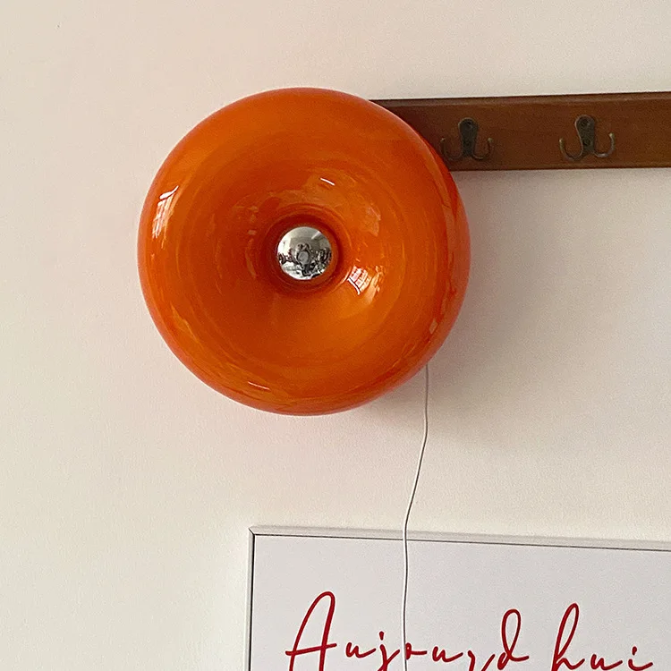 

Трицветный стеклянный настенный светильник Donut