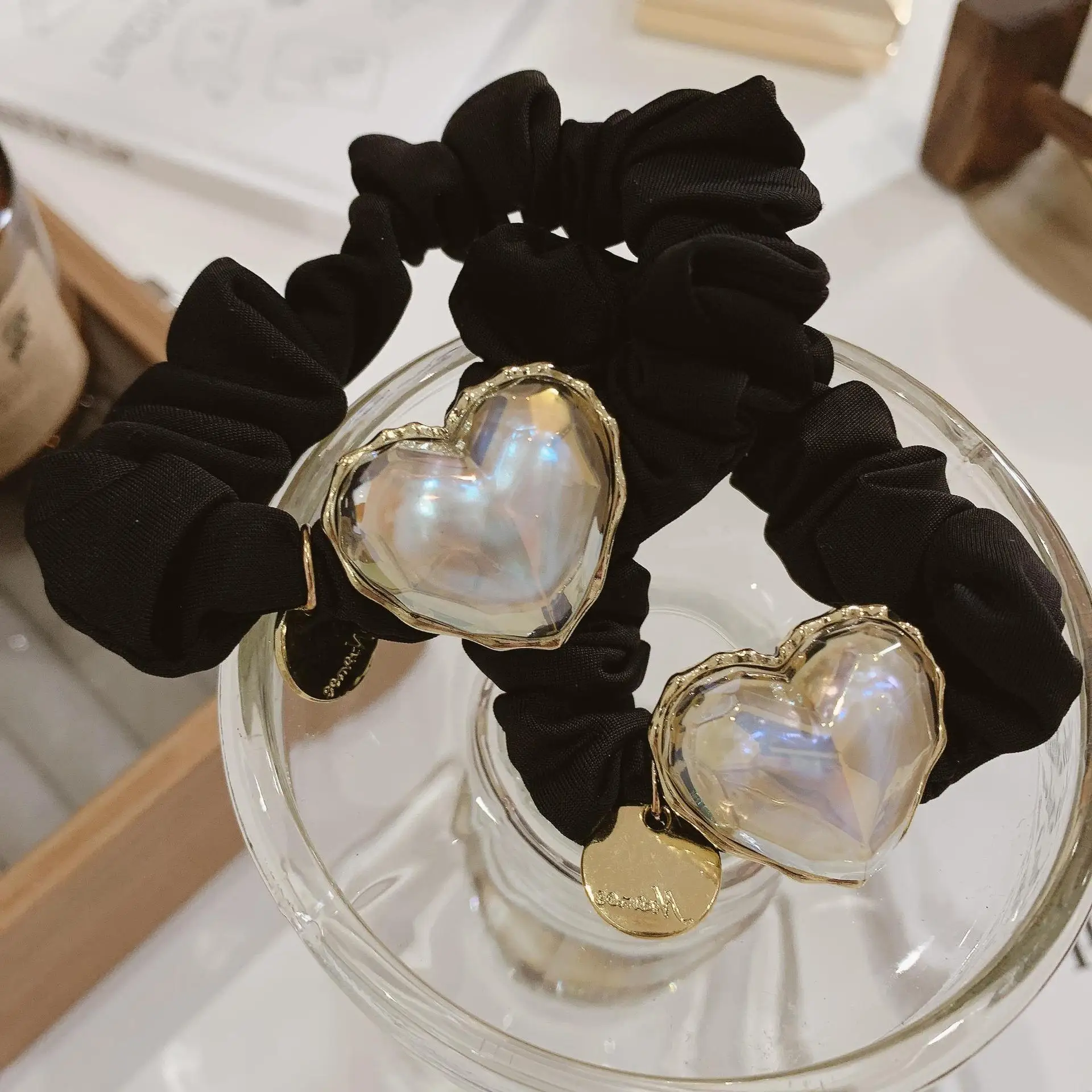 

Ободок для волос Love Hair, ободок для волос, новый стиль, заколка, хвост, не повреждает волосы, сухожилия, большой кишечник, круглая головная пов...