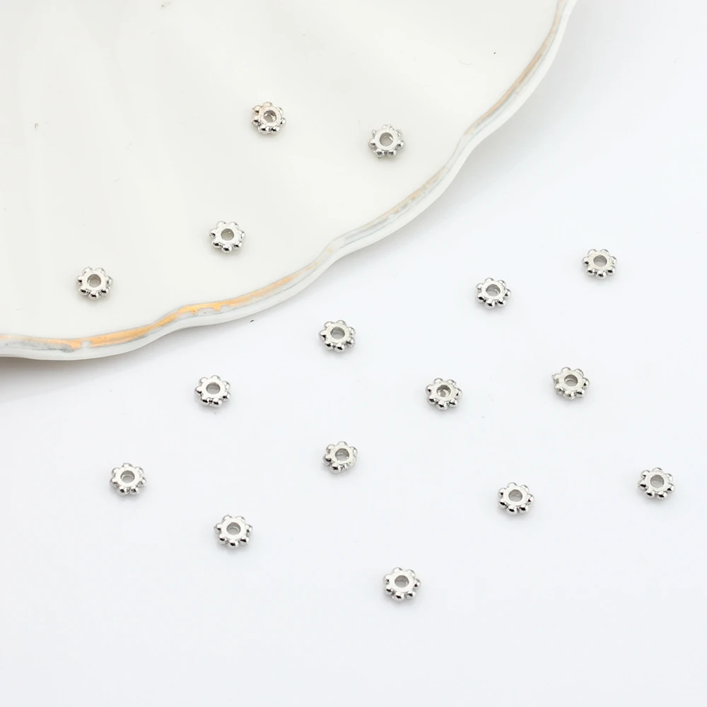 

Metal 4mm Daisy Flower Spacers Bead Loose Spacer Beads 50pcs For DIY Fashion Jewelry Making Bracelet Accessories Making