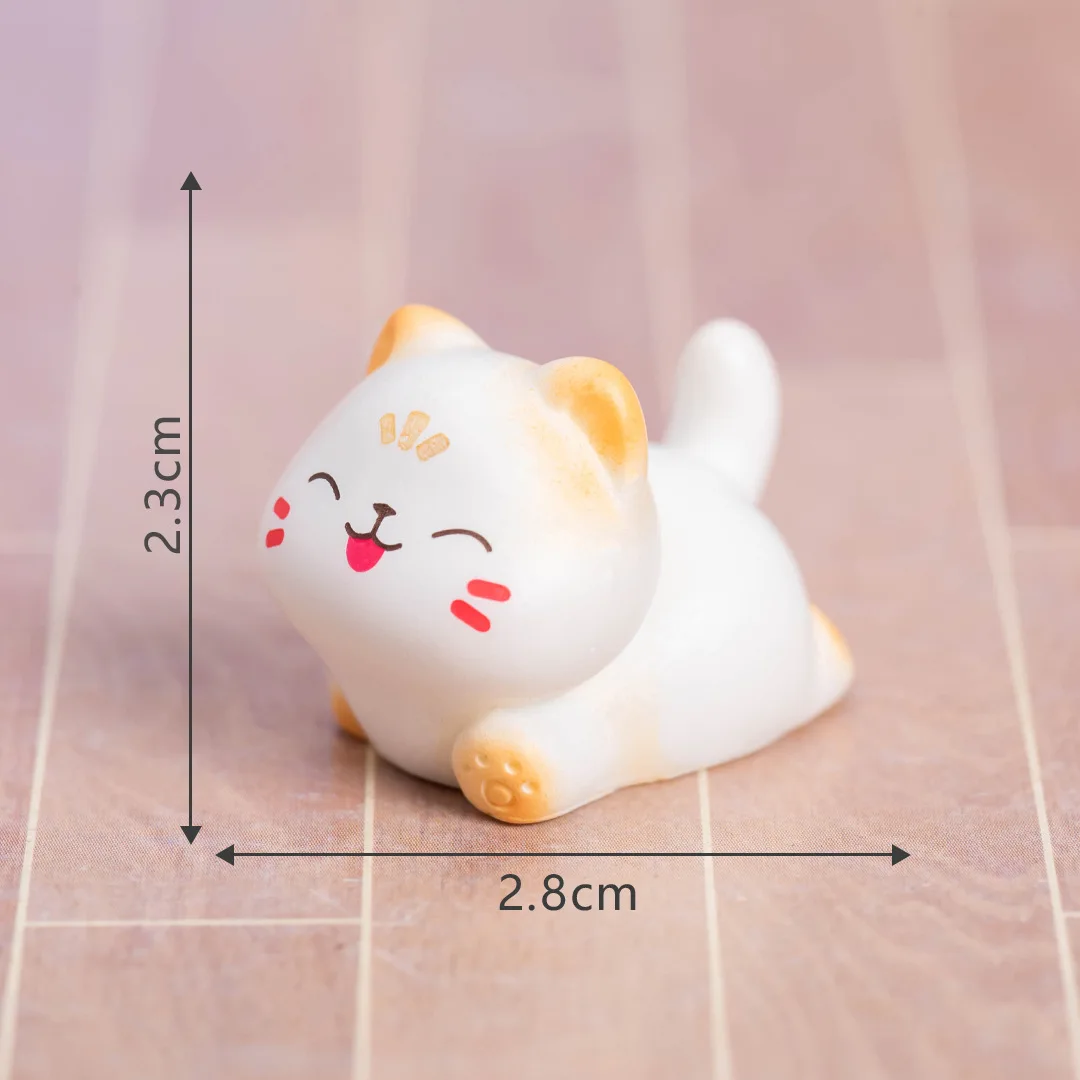 

Мини-фигурка кошки MOONBIFFY