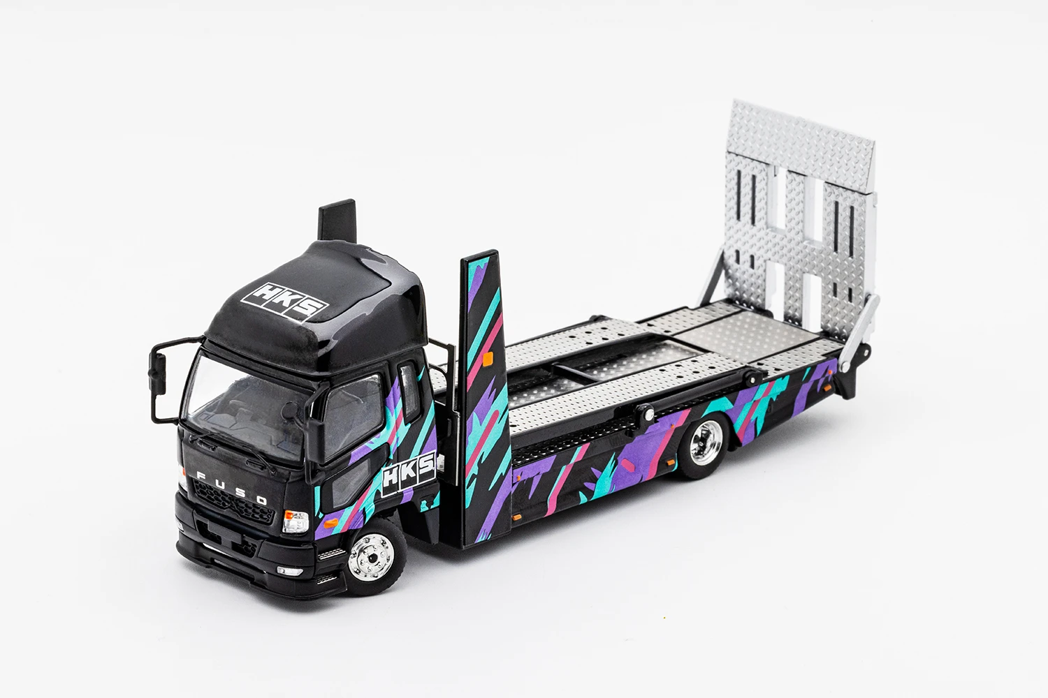 Фото GCD 1:64 Fuso Fighter Mk2 FK 2017, поднятые двухэтажные буксировочные установки HKS, литая под давлением модель автомобиля №1
