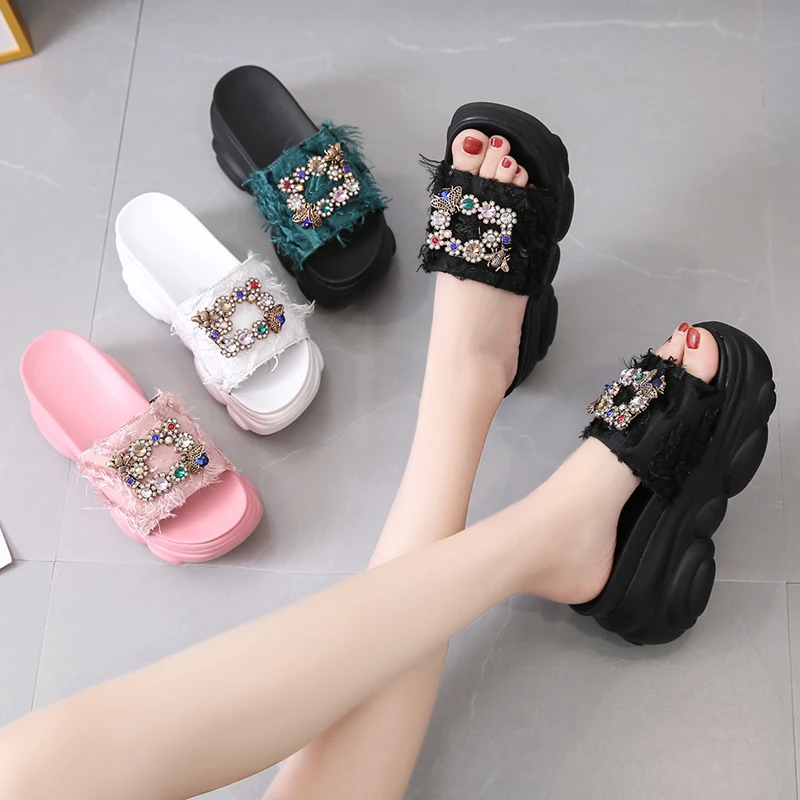 

Glitter Slides Shoes Woman 2023 Increased Internal Slippers Flat Pantofle Heeled Mules Fashion Platform Jelly New High Luxury So