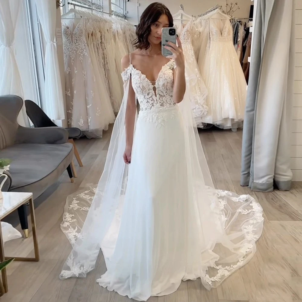 

Gorgeous Wedding Dresses 2023 Women V-Neck Spaghetti Straps Long Bride Dress With Cape Lace Applique A-Line Elegant Party Gowns