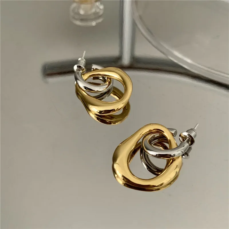 

Vintage Metal Irregular Double-color Stud Earrings For Women Can Be Separated By Wearing Earrings Jewelry