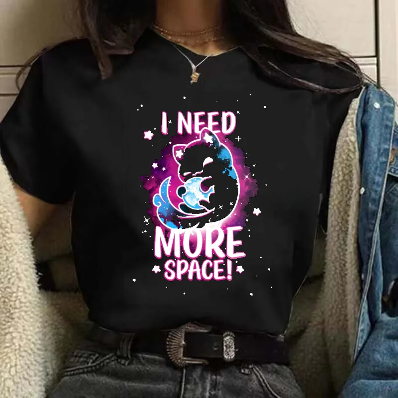 

Женская футболка с коротким рукавом, круглым вырезом и принтом кошки