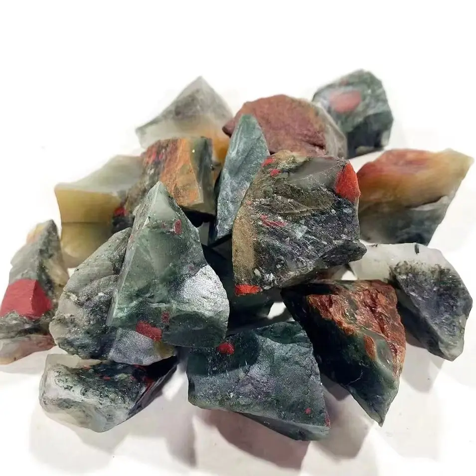 

Натуральный кровавый камень для дома